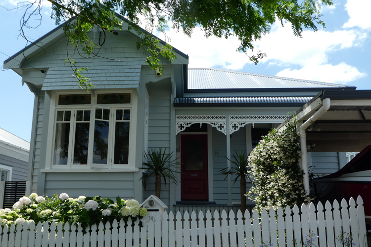 Exterior house painters at Devonport on Auckland’s North Shore